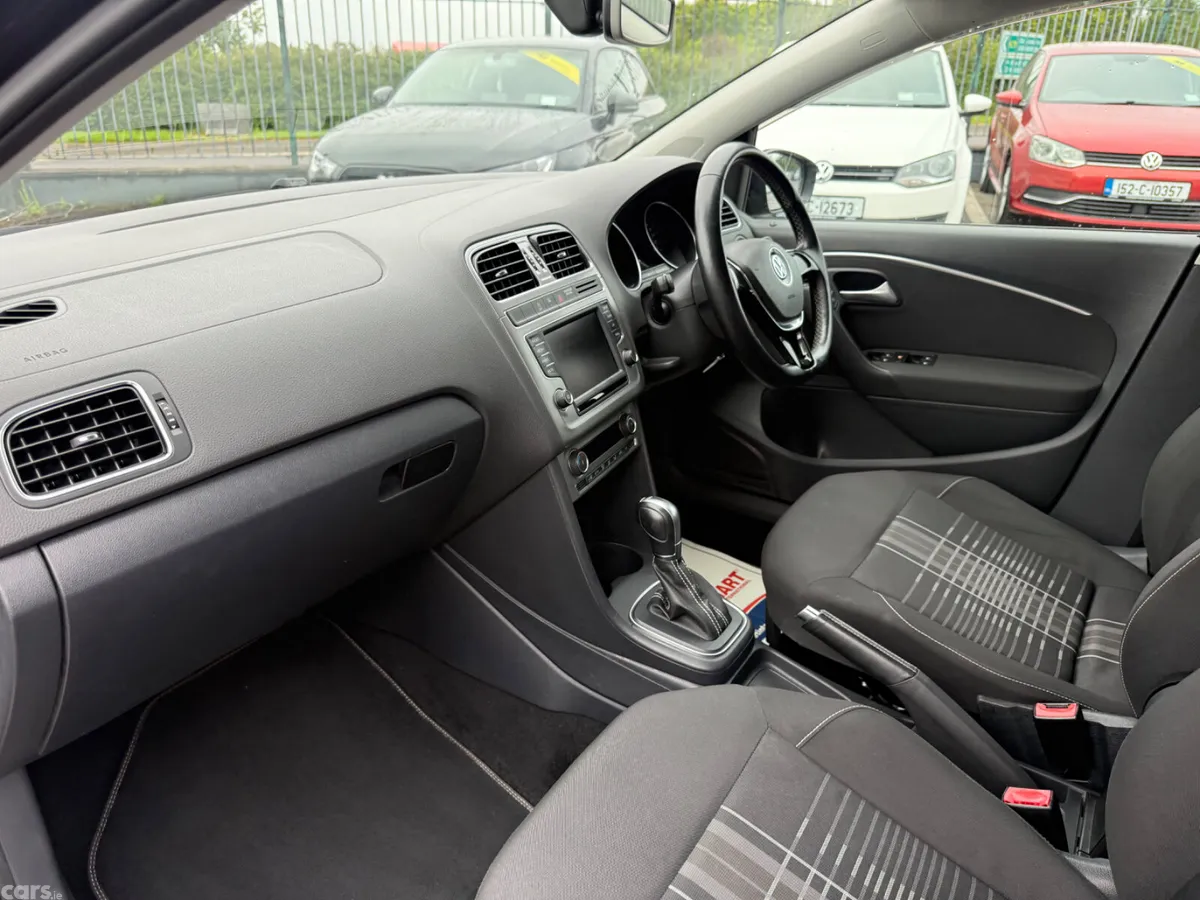 Volkswagen Polo Hatchback, Petrol, 2015, Grey