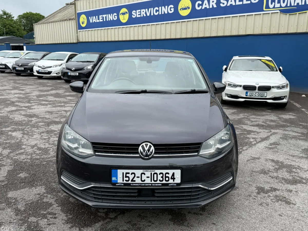 Volkswagen Polo Hatchback, Petrol, 2015, Grey
