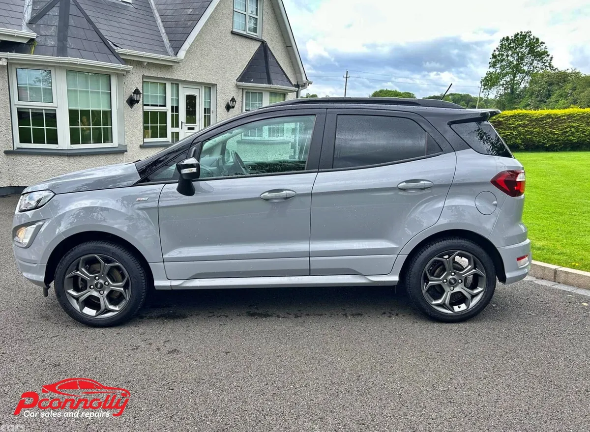 Ford EcoSport SUV, Petrol, 2023, Grey