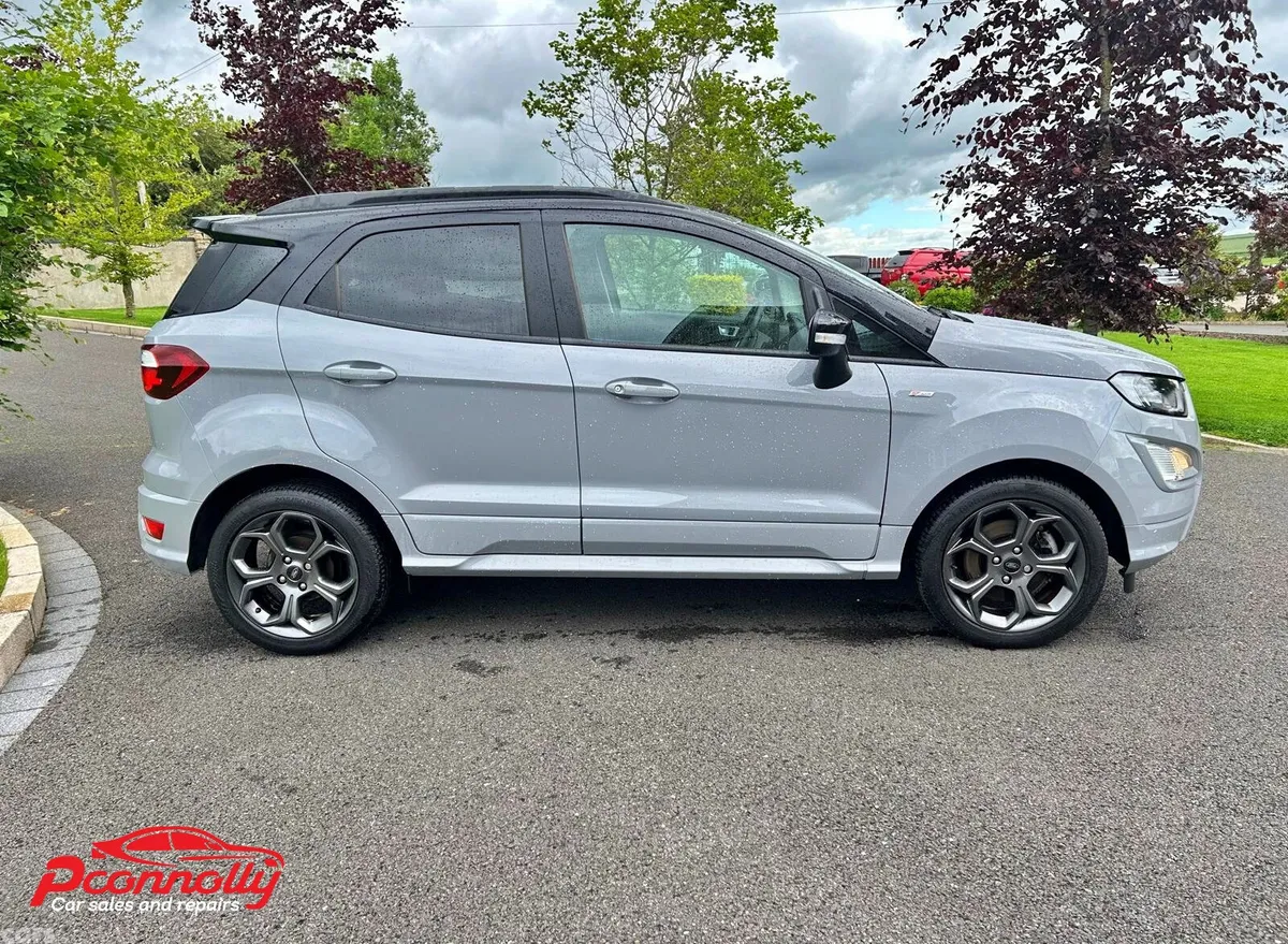 Ford EcoSport SUV, Petrol, 2023, Grey