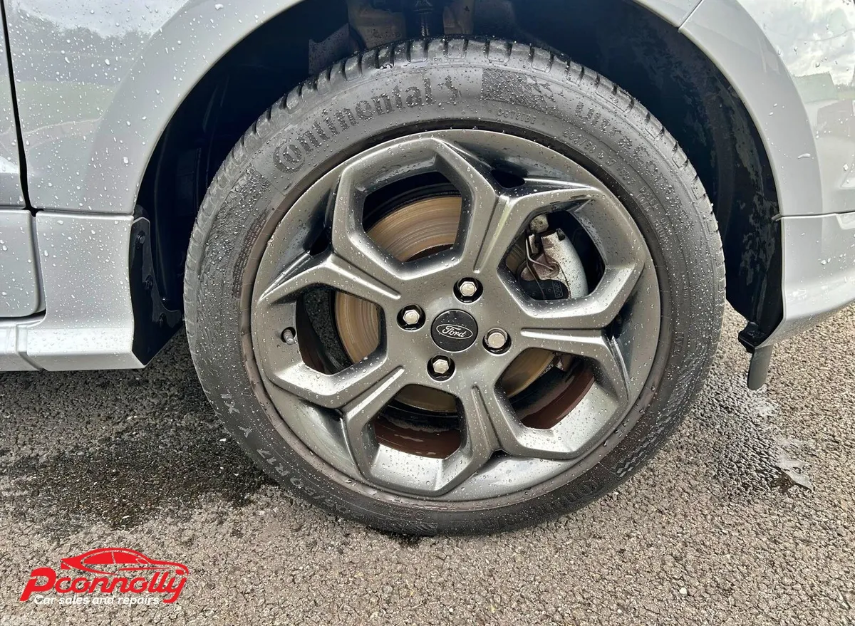 Ford EcoSport SUV, Petrol, 2023, Grey