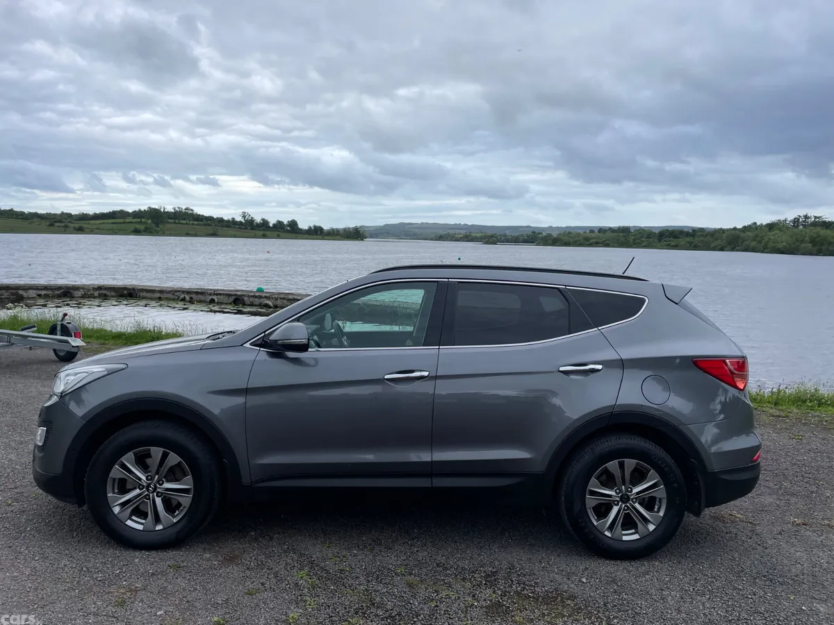 Hyundai Santa Fe SUV, Diesel, 2015, Silver