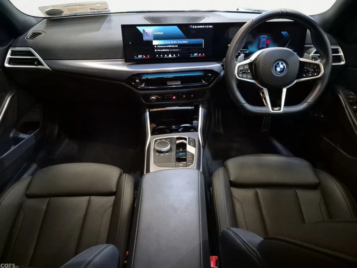 BMW 3-Series Estate, Petrol Plug-in Hybrid, 2024, Blue