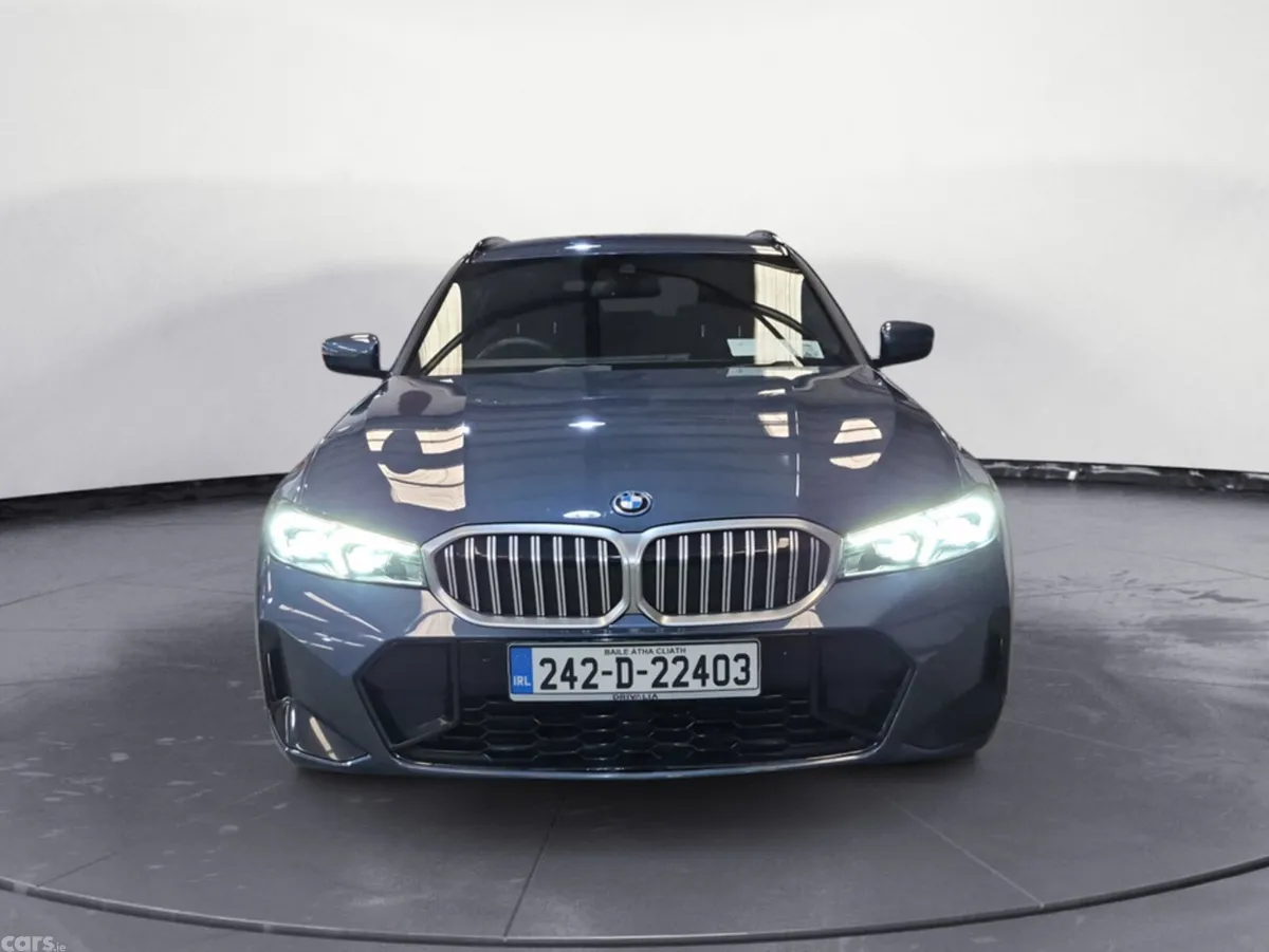 BMW 3-Series Estate, Petrol Plug-in Hybrid, 2024, Blue