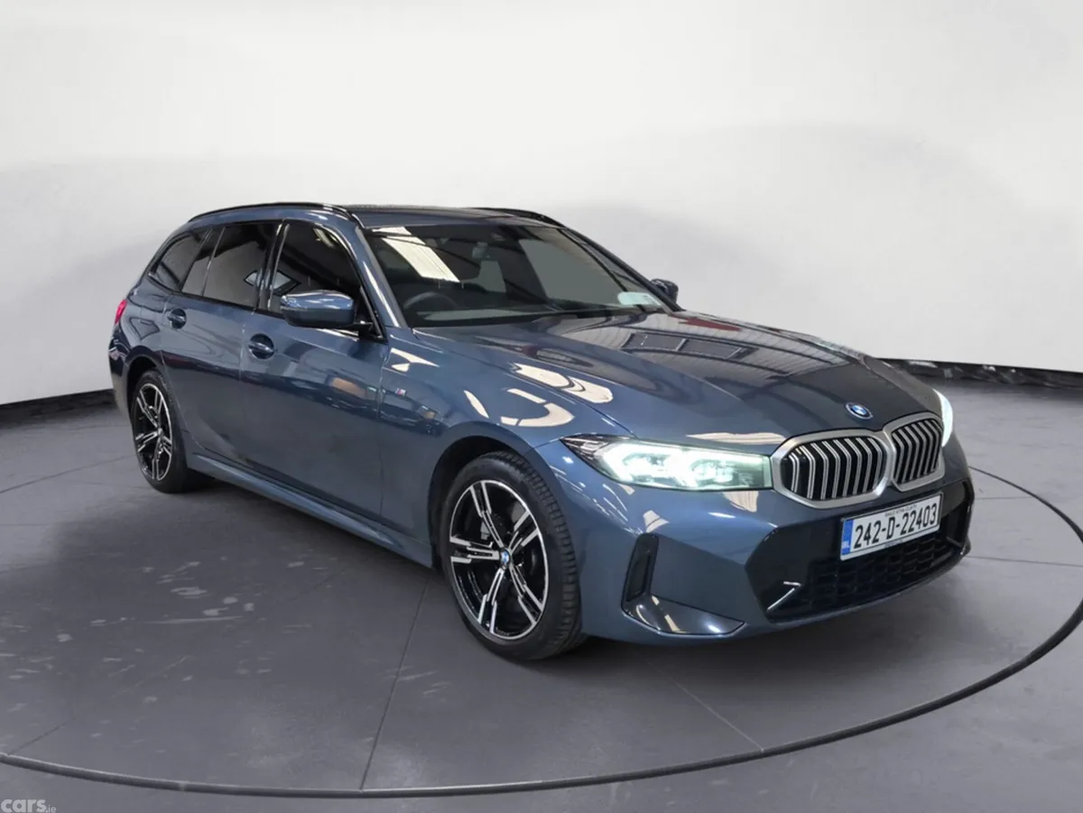 BMW 3-Series Estate, Petrol Plug-in Hybrid, 2024, Blue