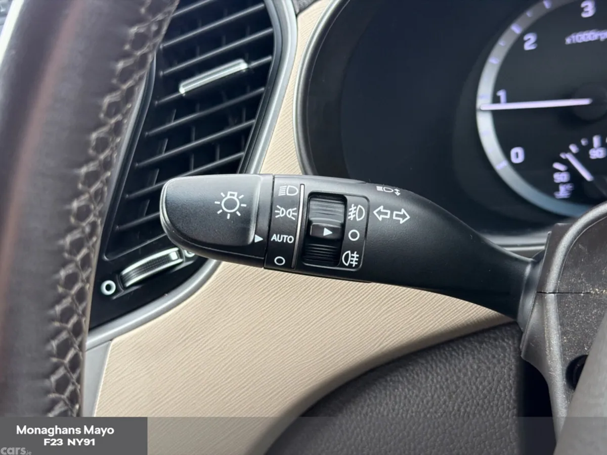 Hyundai Santa Fe SUV, Diesel, 2018, Blue