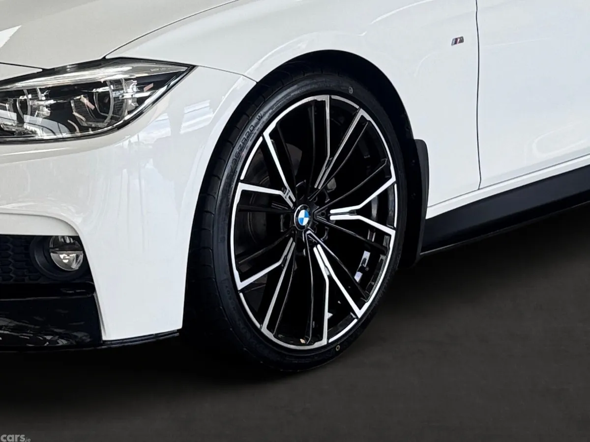 BMW 3-Series Saloon, Diesel, 2015, White