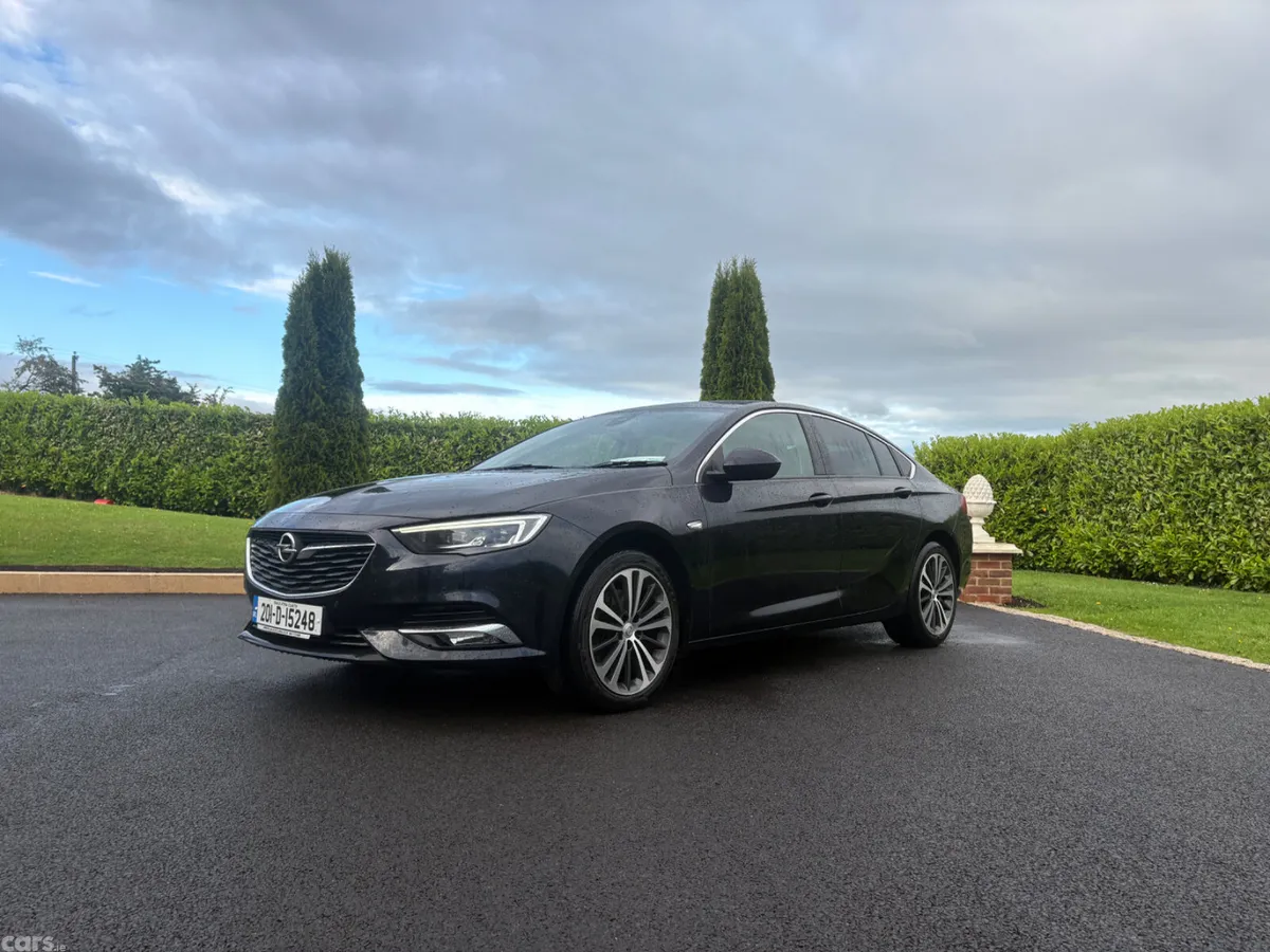 Opel Insignia Hatchback, Diesel, 2020, Blue