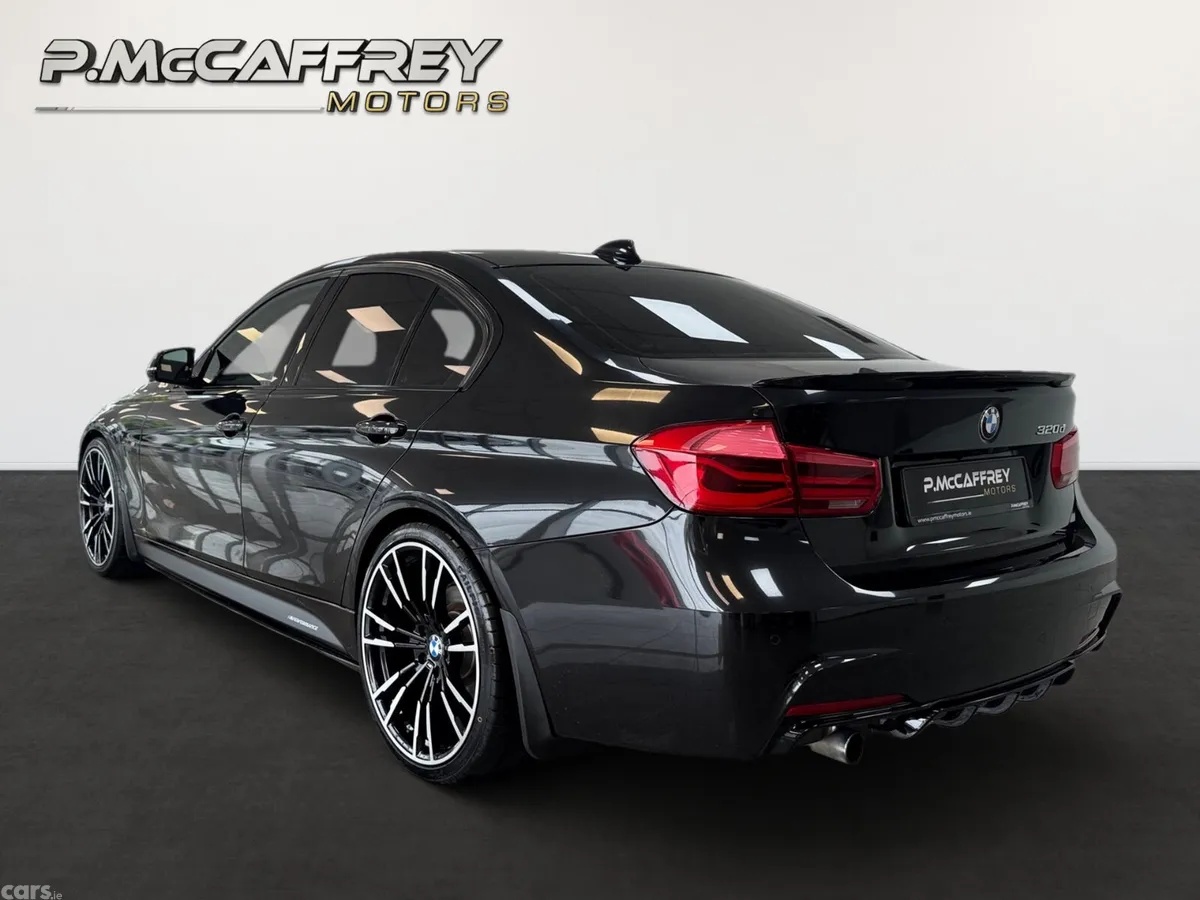 BMW 3-Series Saloon, Diesel, 2018, Black