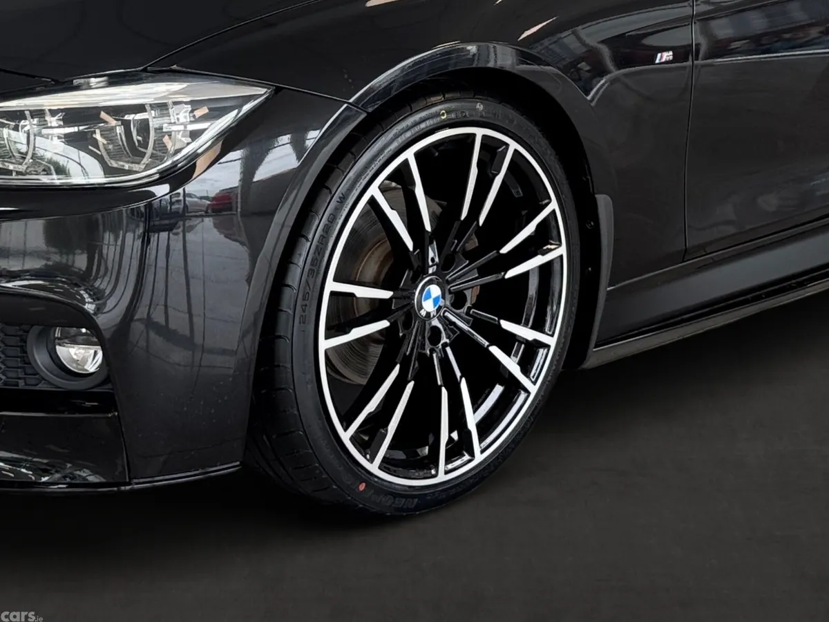 BMW 3-Series Saloon, Diesel, 2018, Black