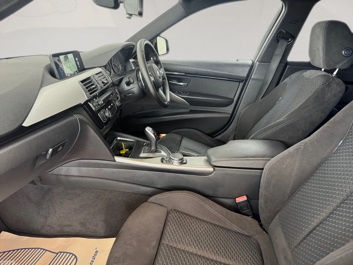 BMW 3-Series Saloon, Diesel, 2018, Black