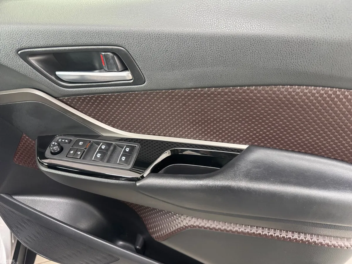 Toyota C-HR Hatchback, Petrol Hybrid, 2017, Silver