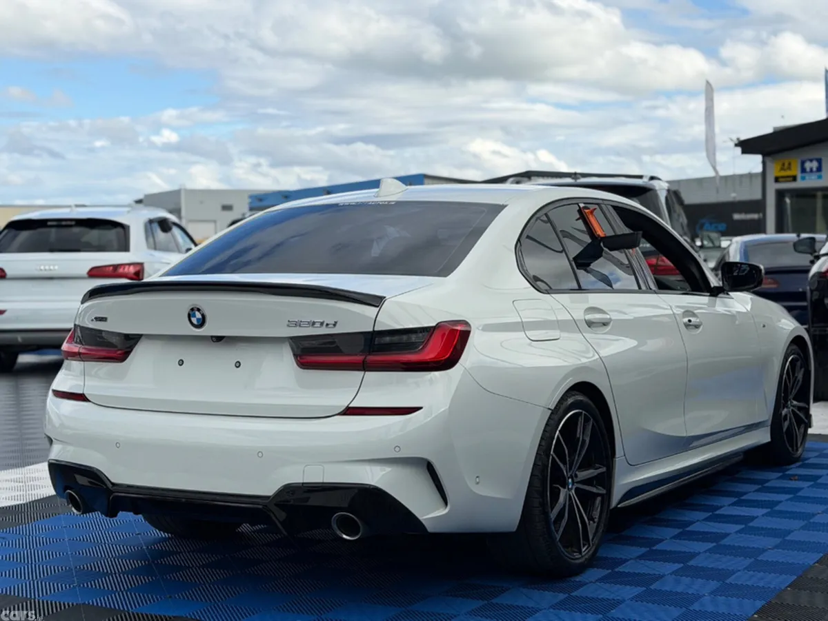 BMW 3-Series Saloon, Diesel, 2019, White