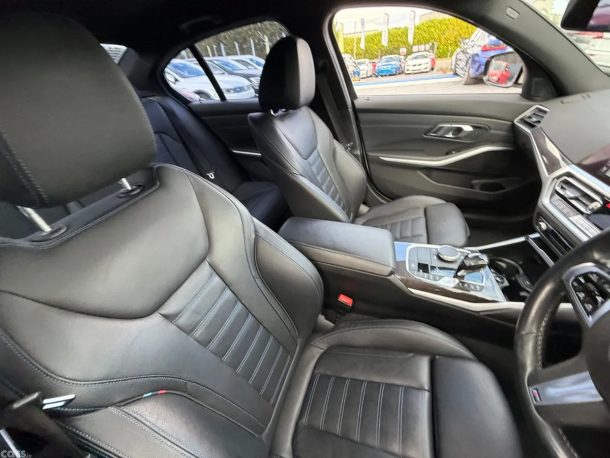 BMW 3-Series Saloon, Diesel, 2019, White