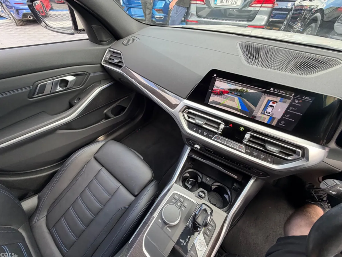 BMW 3-Series Saloon, Diesel, 2019, White