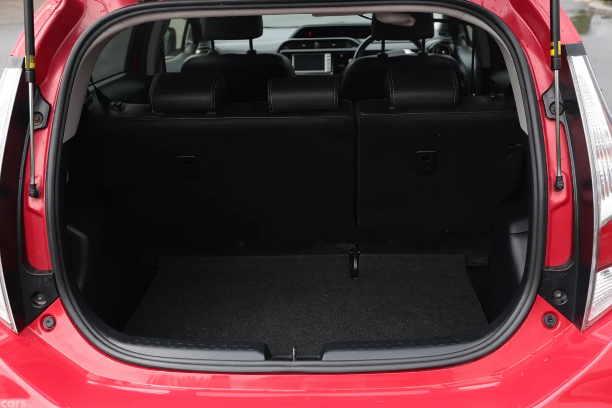 Toyota Aqua Hatchback, Petrol Hybrid, 2015, Red