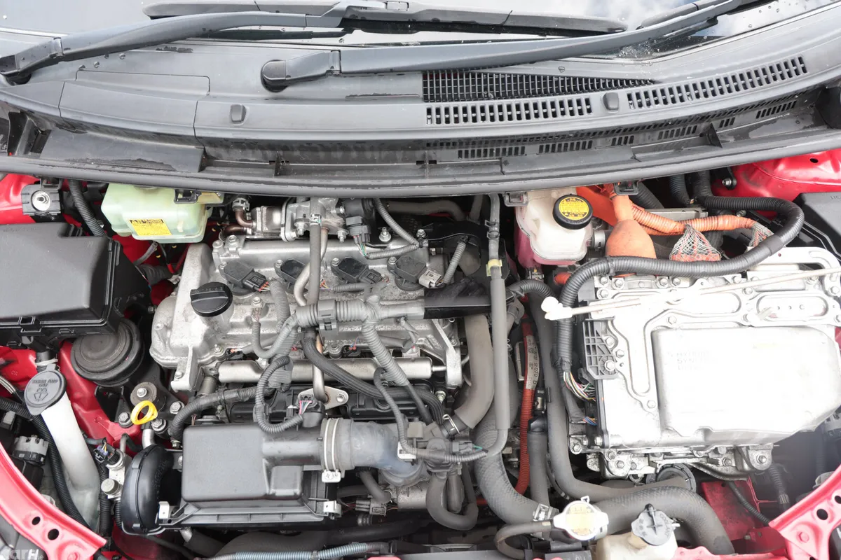 Toyota Aqua Hatchback, Petrol Hybrid, 2015, Red