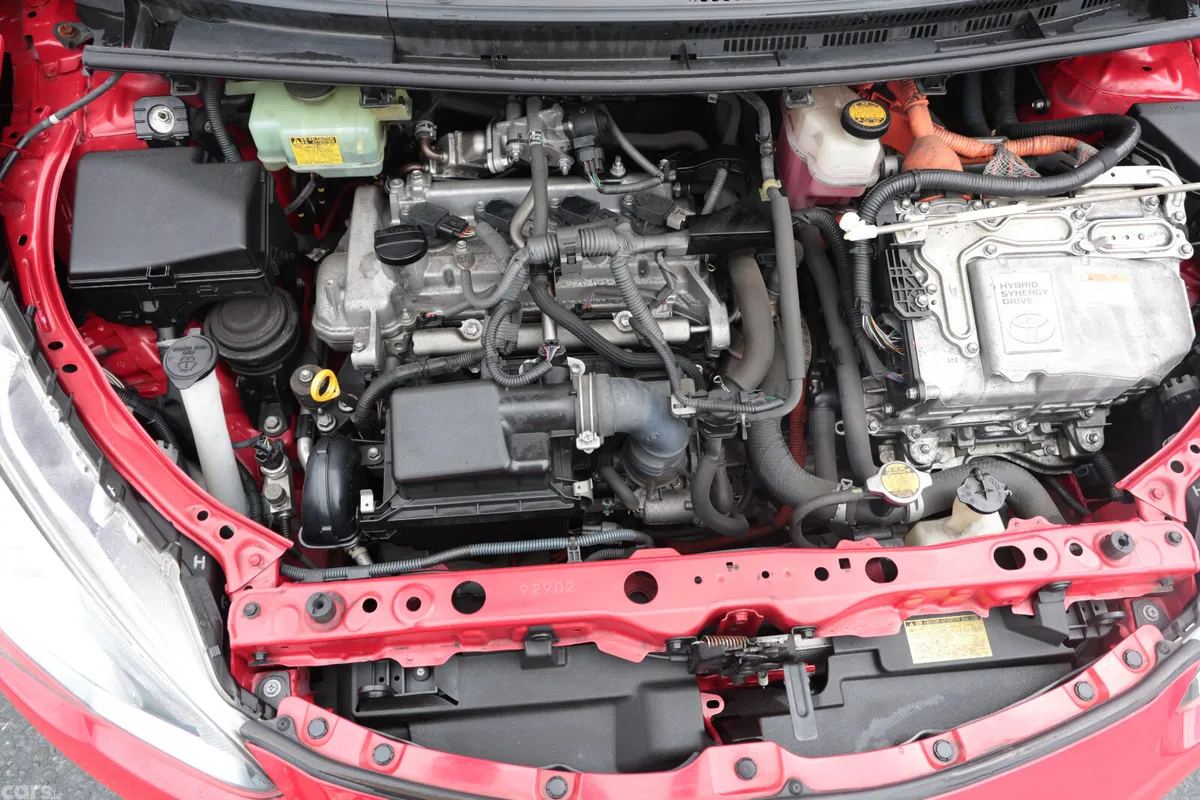 Toyota Aqua Hatchback, Petrol Hybrid, 2015, Red
