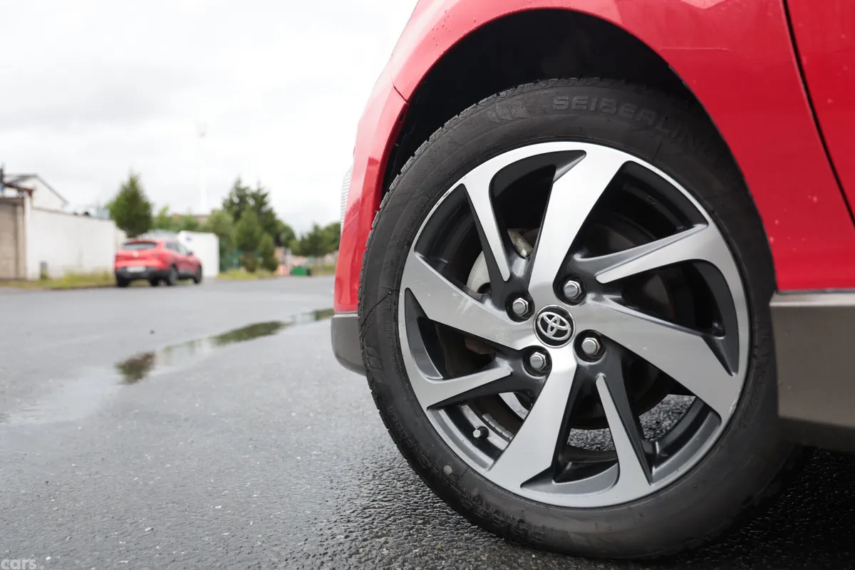 Toyota Aqua Hatchback, Petrol Hybrid, 2015, Red