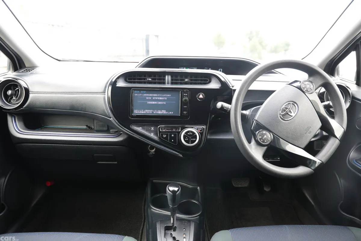 Toyota Aqua Hatchback, Petrol Hybrid, 2016, White