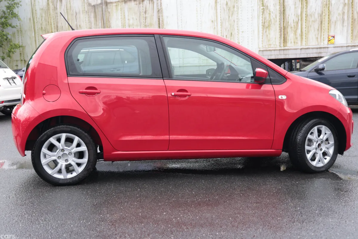 Volkswagen up! Hatchback, Petrol, 2015, Red