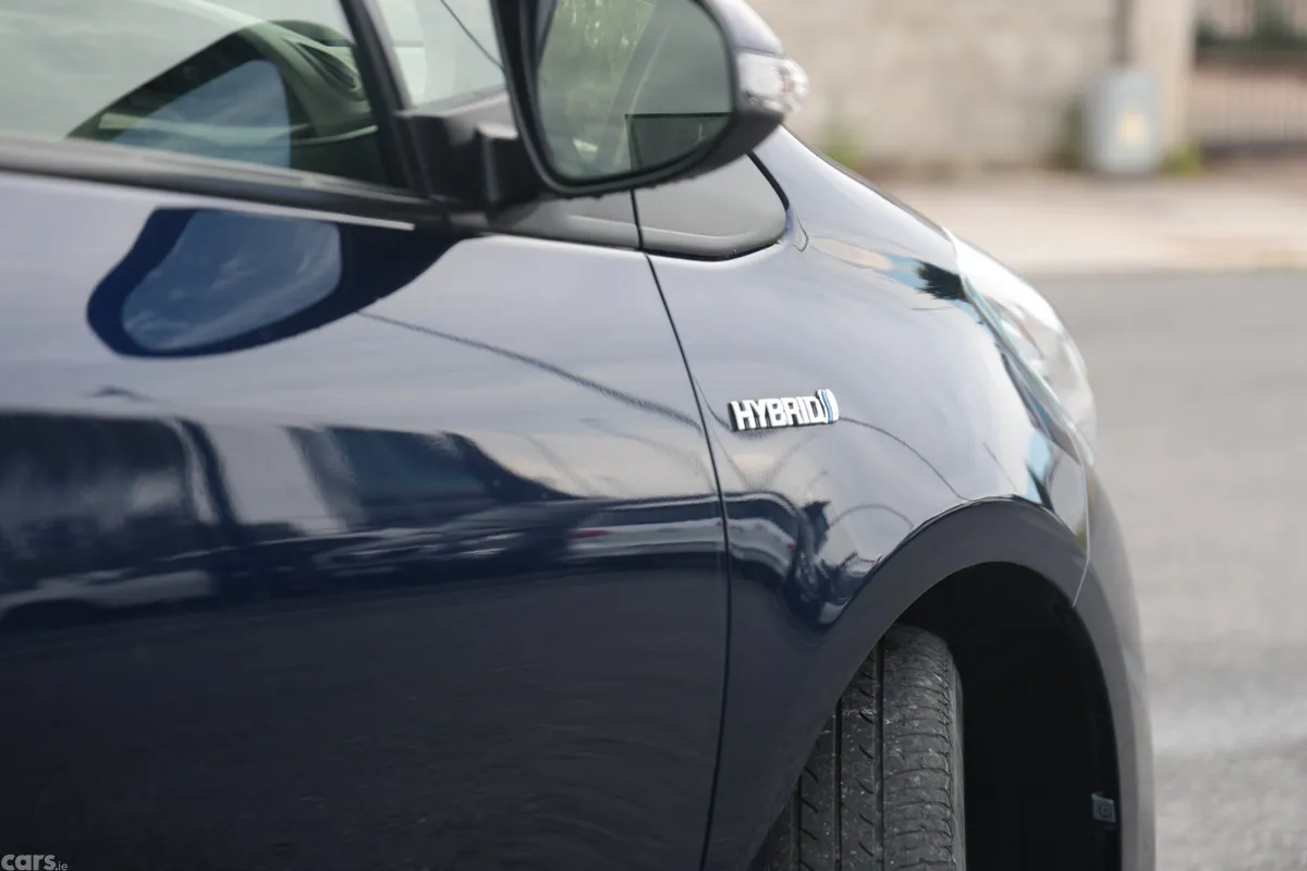 Toyota Vitz Hatchback, Petrol Hybrid, 2019, Blue