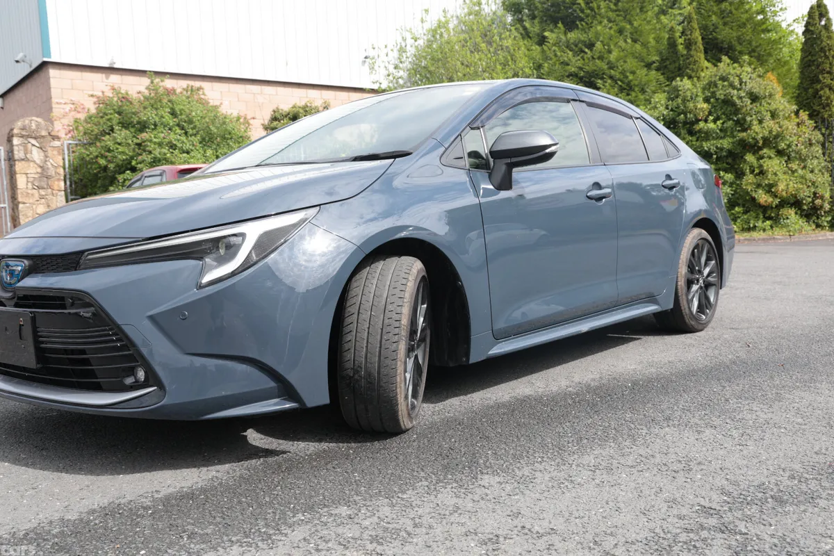 Toyota Corolla Saloon, Petrol Hybrid, 2023, Grey