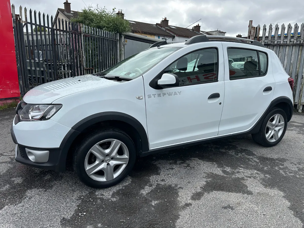 Dacia Sandero Stepway Hatchback, Diesel, 2016, White