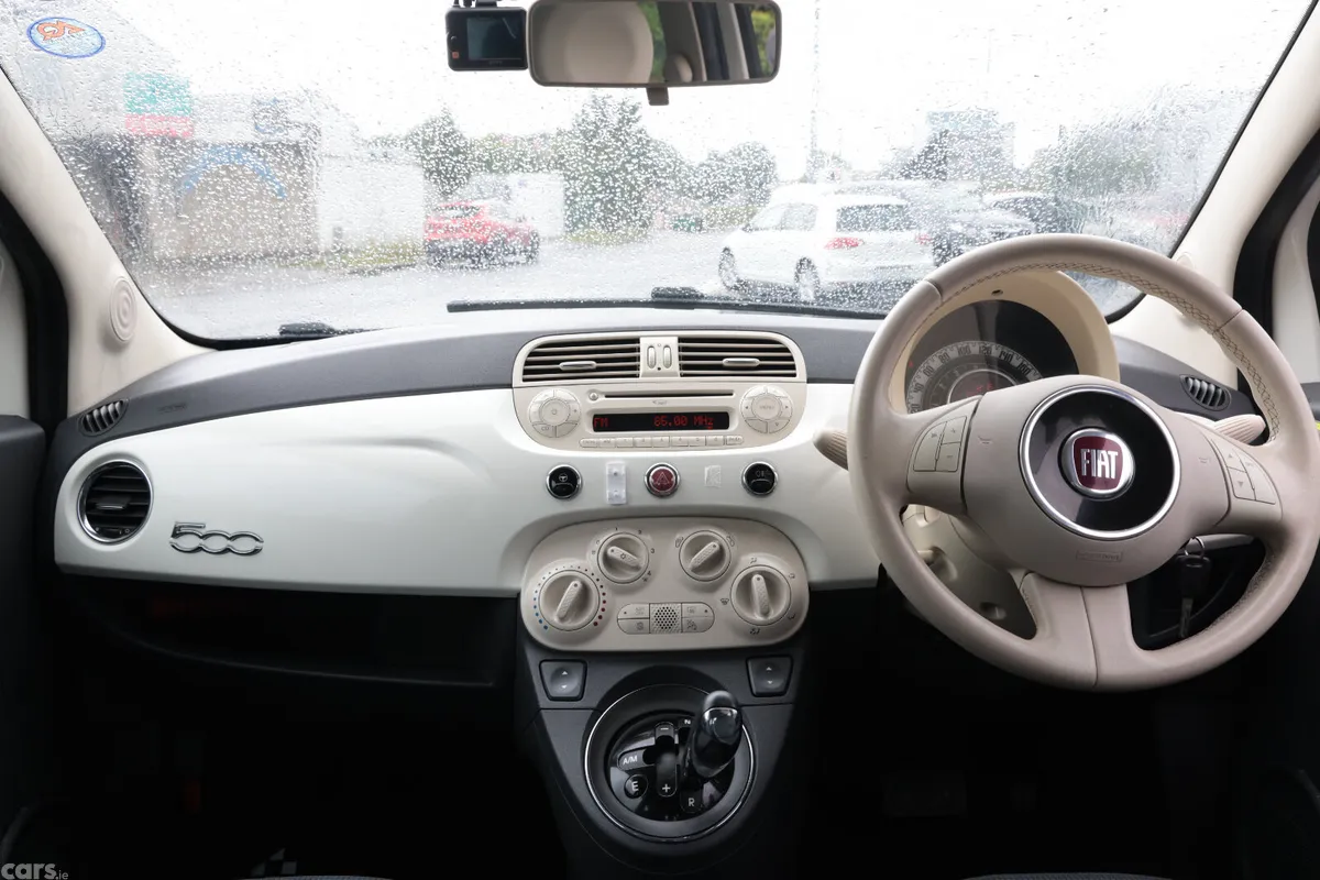 Fiat 500 Hatchback, Petrol, 2015, White