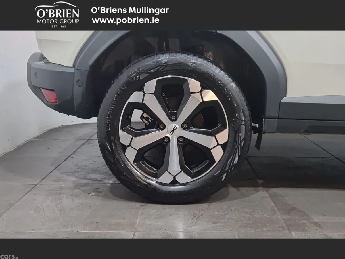 Dacia Duster SUV, Petrol Hybrid, 2025, Grey