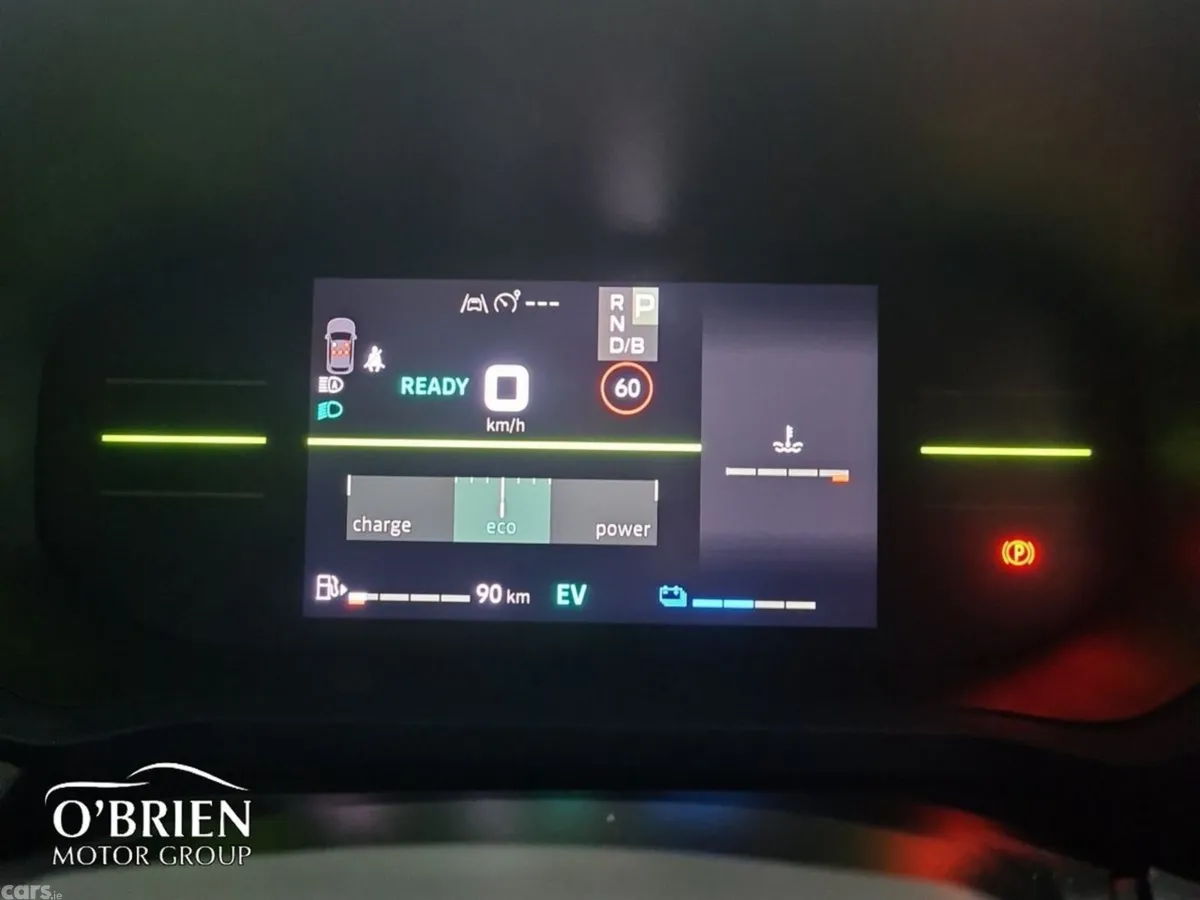 Dacia Duster SUV, Petrol Hybrid, 2025, Grey