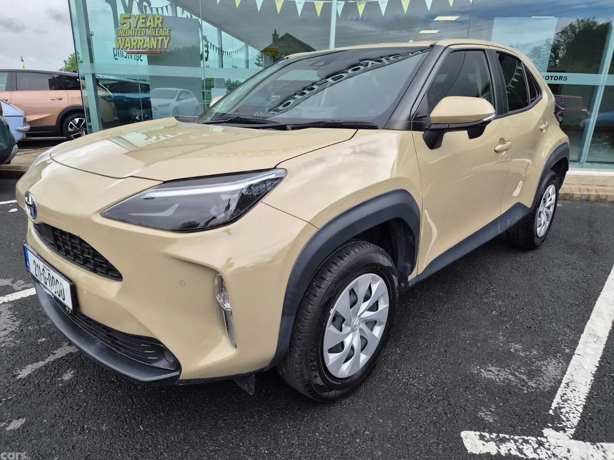 Toyota Yaris Cross SUV, Petrol Hybrid, 2021, Beige
