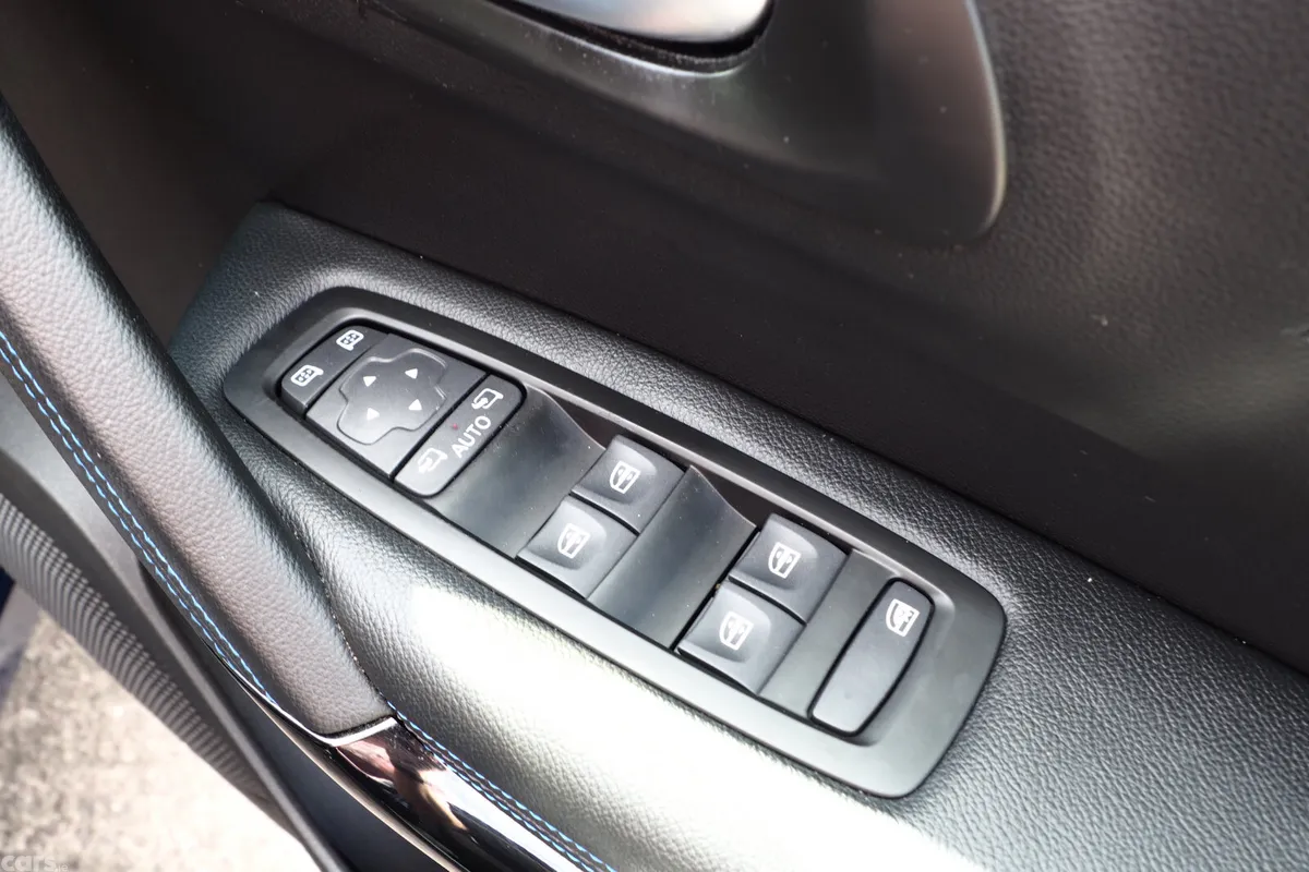 Renault Kadjar SUV, Diesel, 2019, Blue