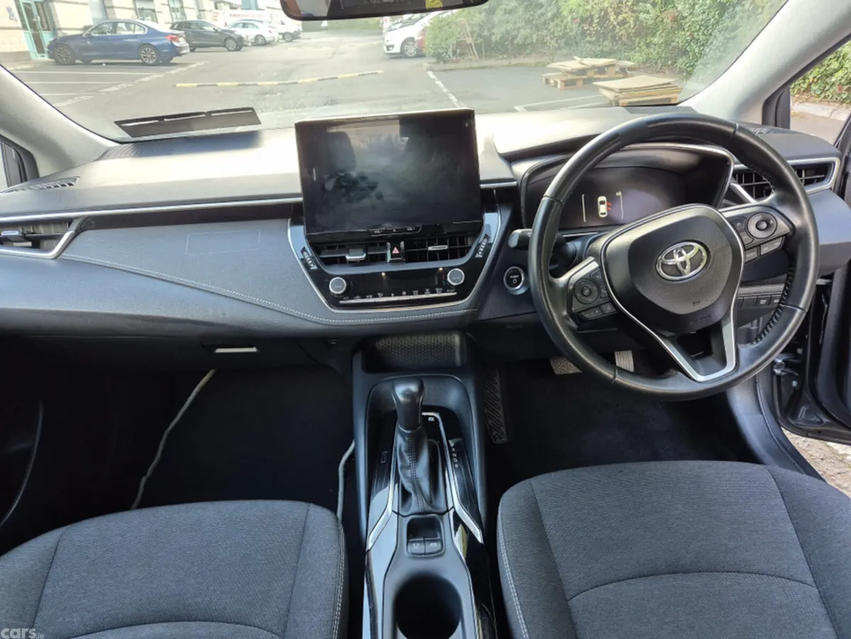 Toyota Corolla Saloon, Petrol Hybrid, 2023, Grey
