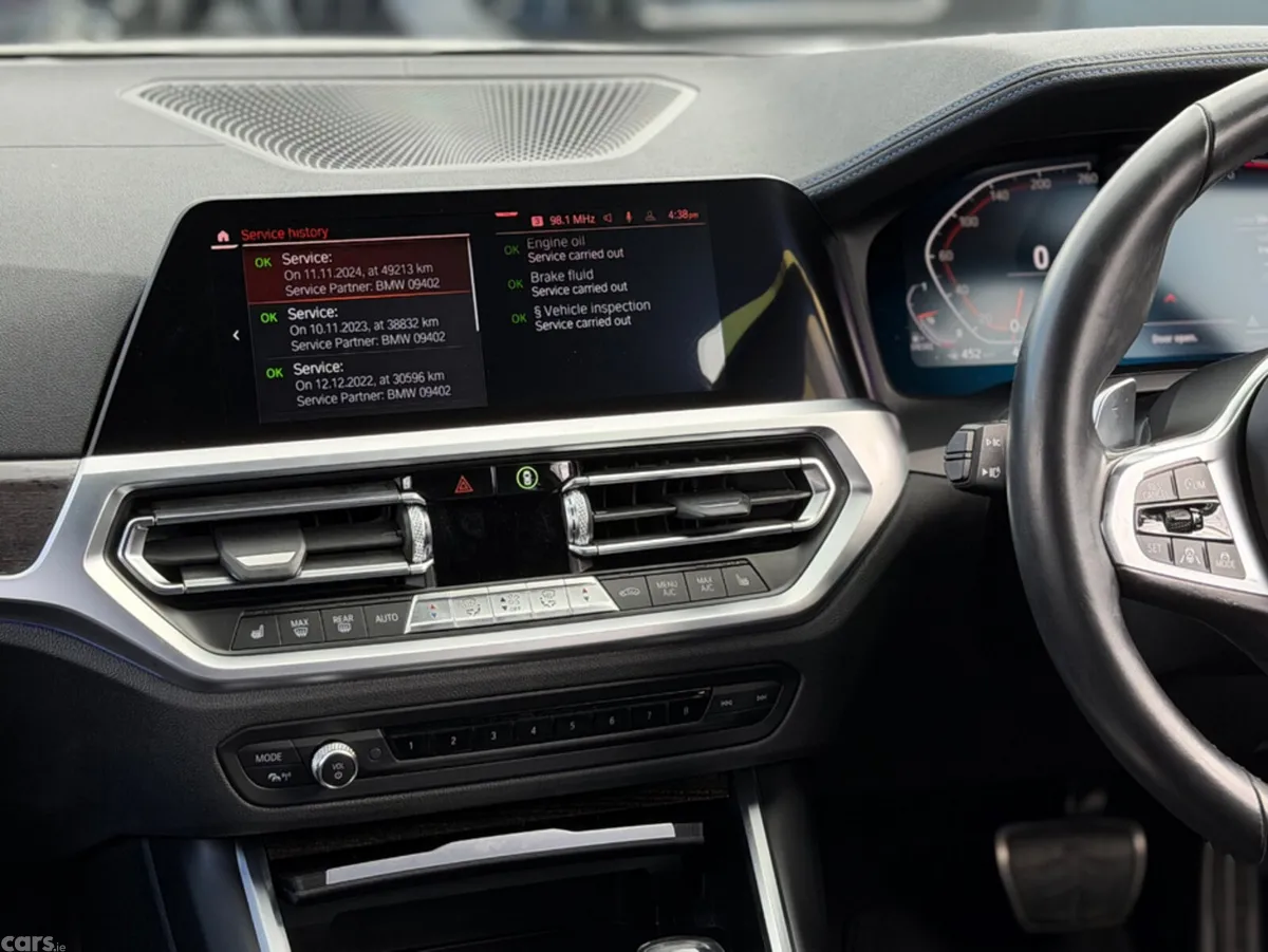 BMW 3-Series Saloon, Diesel, 2019, White