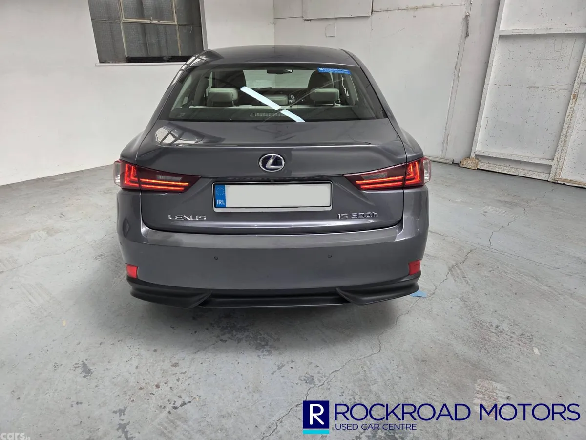 Lexus IS Saloon, Petrol Hybrid, 2015, Grey