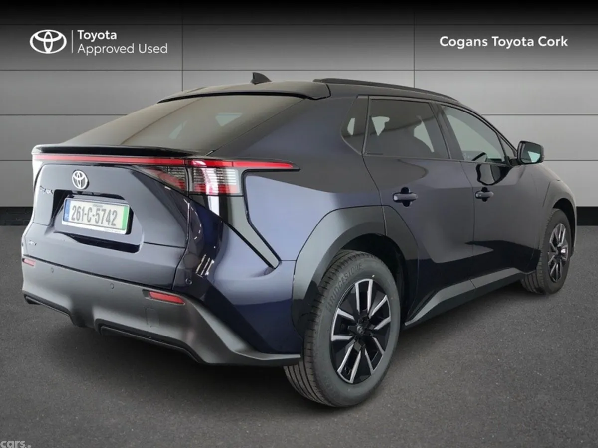 Toyota bZ4X Estate, Electric, 2026, Blue