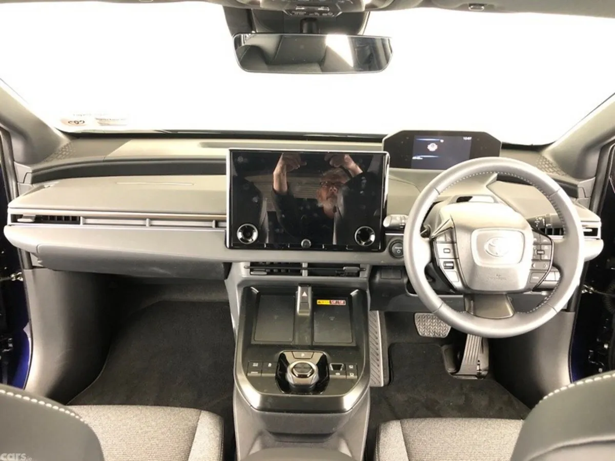 Toyota bZ4X Estate, Electric, 2026, Blue