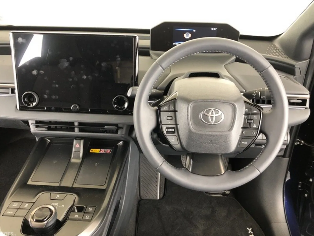 Toyota bZ4X Estate, Electric, 2026, Blue