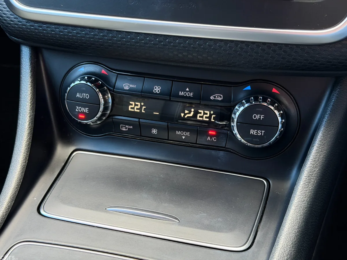 Mercedes-Benz A-Class Hatchback, Petrol, 2018, White