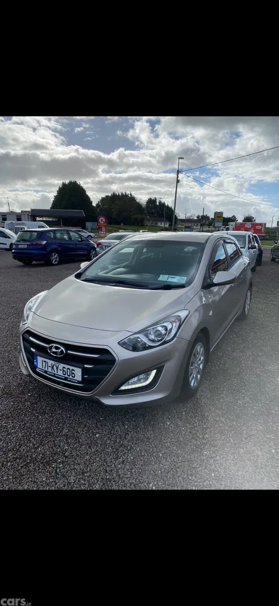 Hyundai i30 Hatchback, Petrol, 2017, White