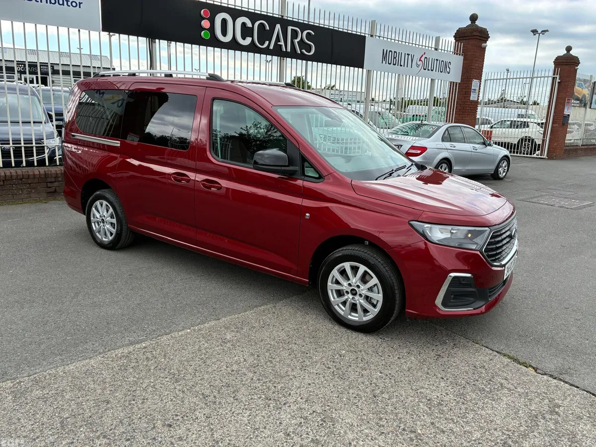 Ford Tourneo Connect MPV, Diesel, 2024, Red