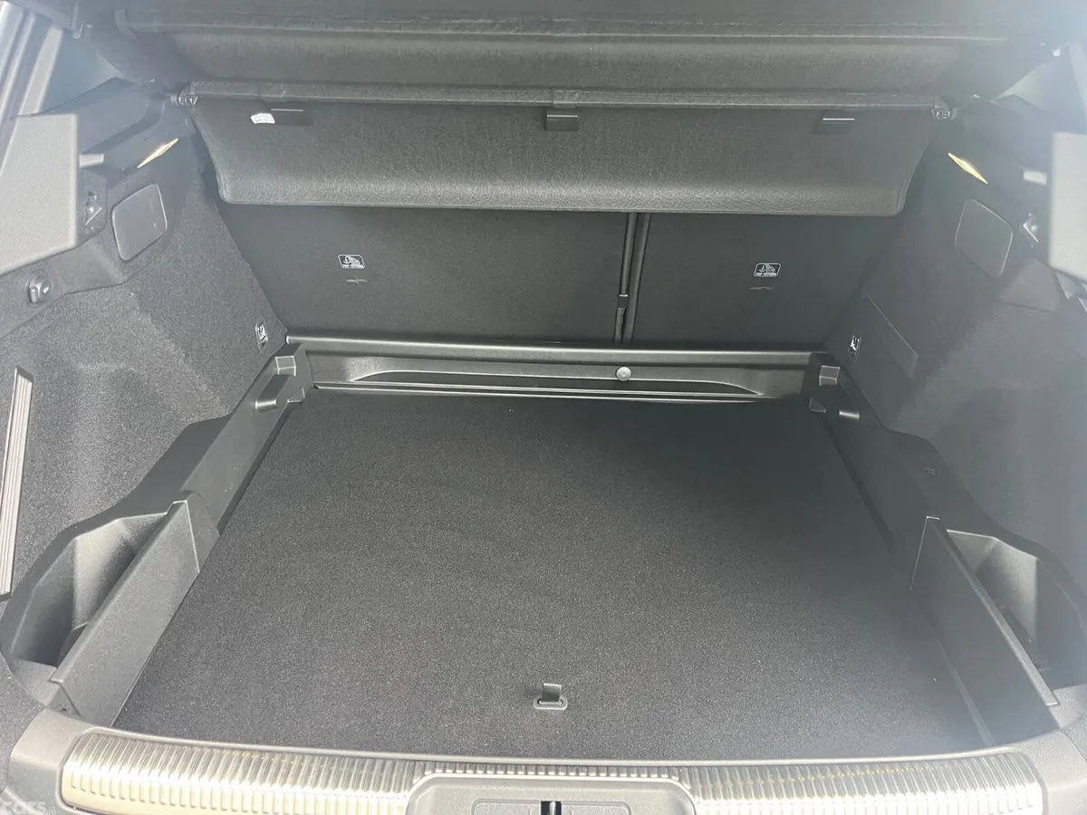 DS Automobiles DS 7 Estate/Jeep, Diesel, 2026, Black