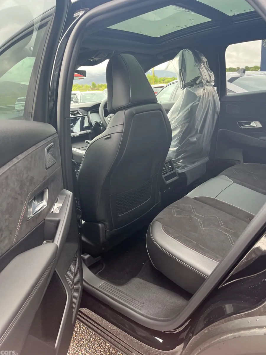 DS Automobiles DS 7 Estate/Jeep, Diesel, 2026, Black