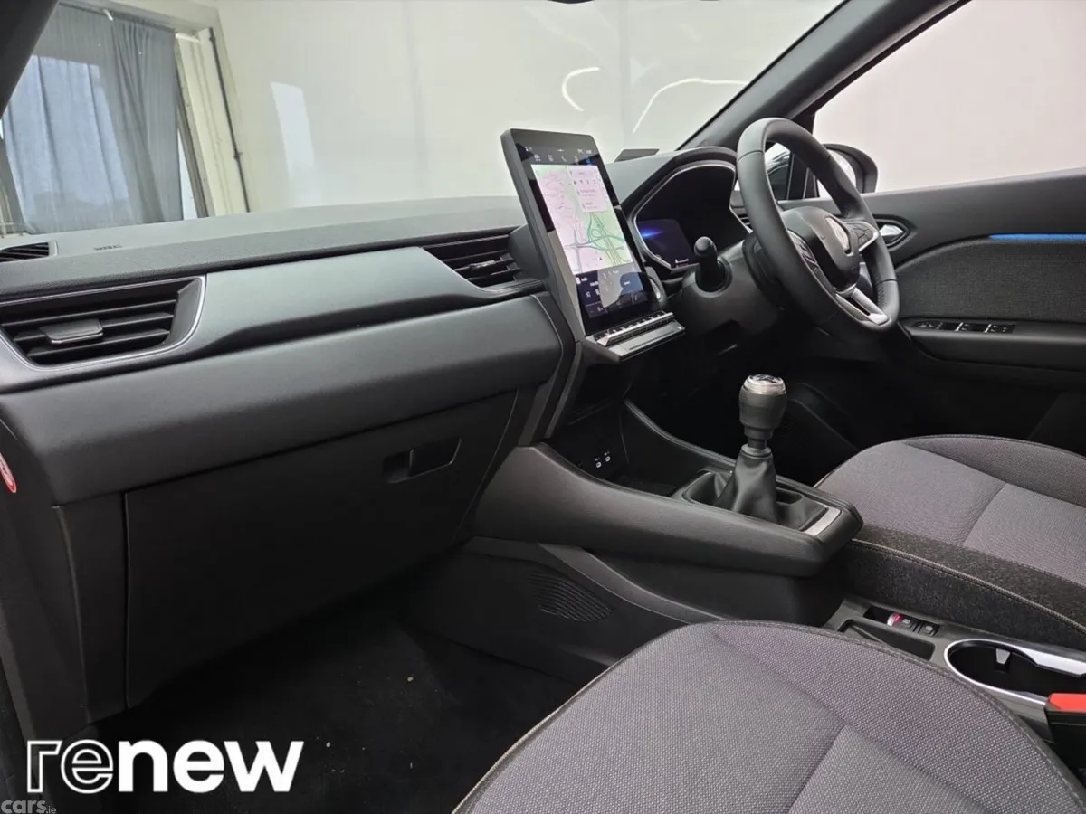 Renault Captur Hatchback, Petrol, 2025, Grey