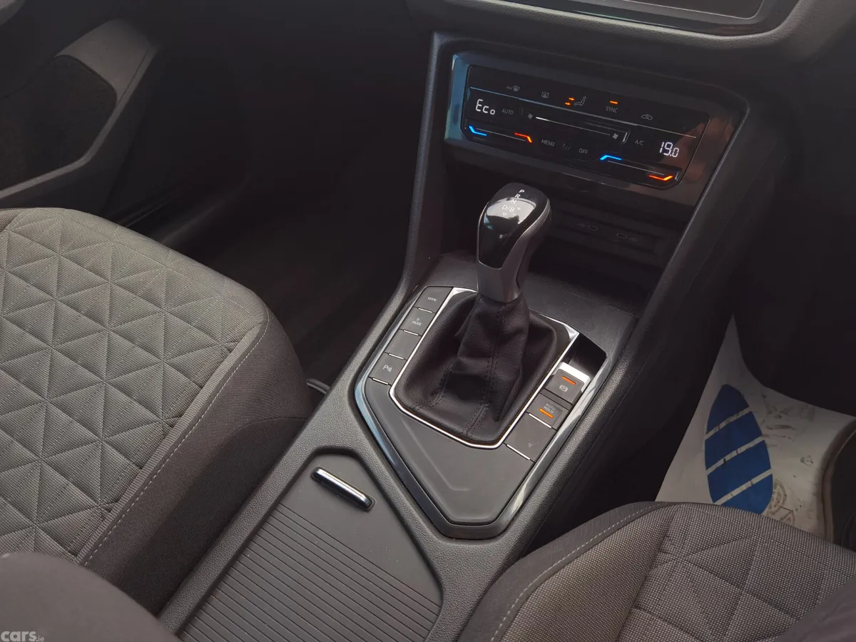 Volkswagen Tiguan SUV, Petrol Plug-in Hybrid, 2022, Grey
