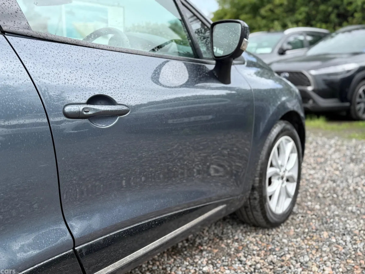 Renault Clio Hatchback, Petrol, 2018, Grey