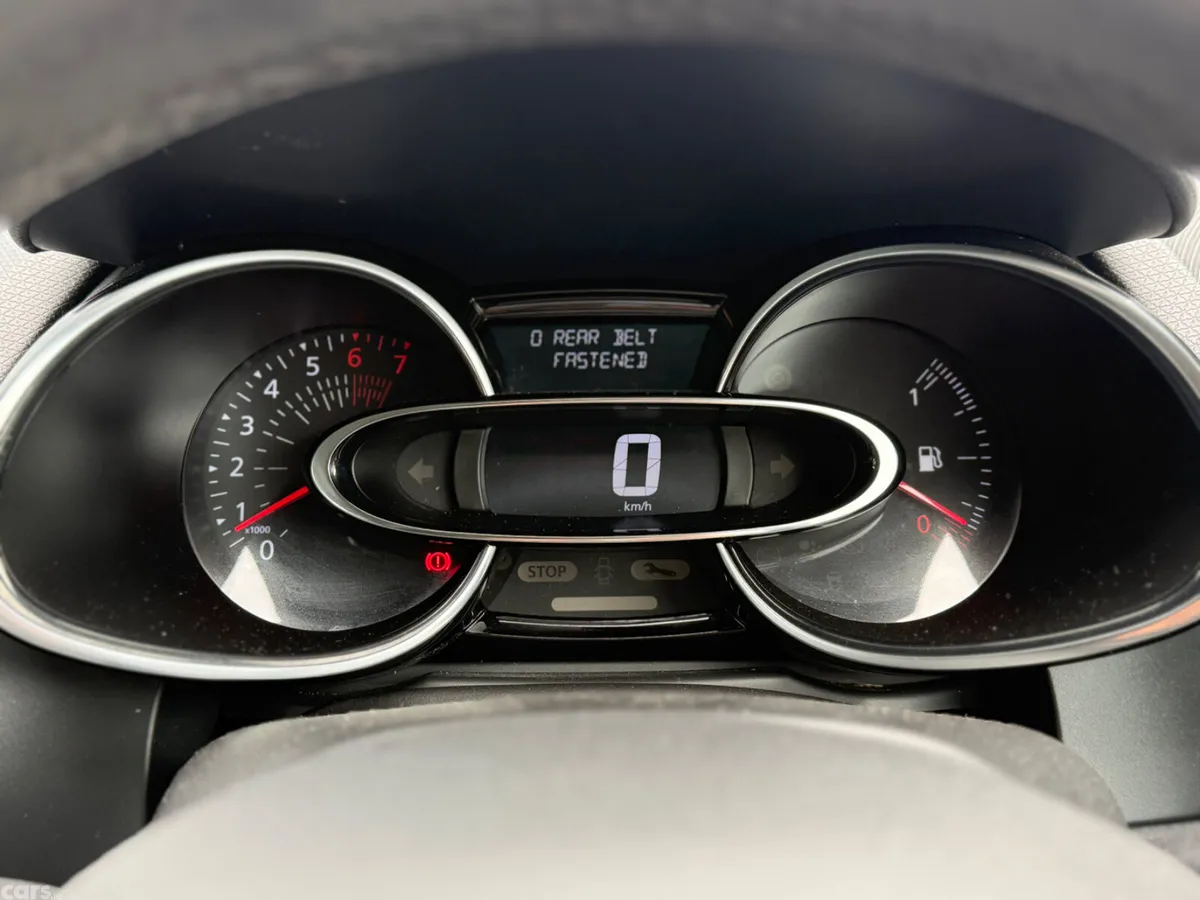 Renault Clio Hatchback, Petrol, 2018, Grey