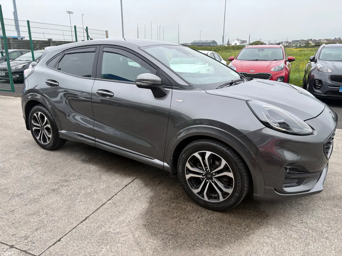 Ford Puma MPV, Diesel, 2022, Grey