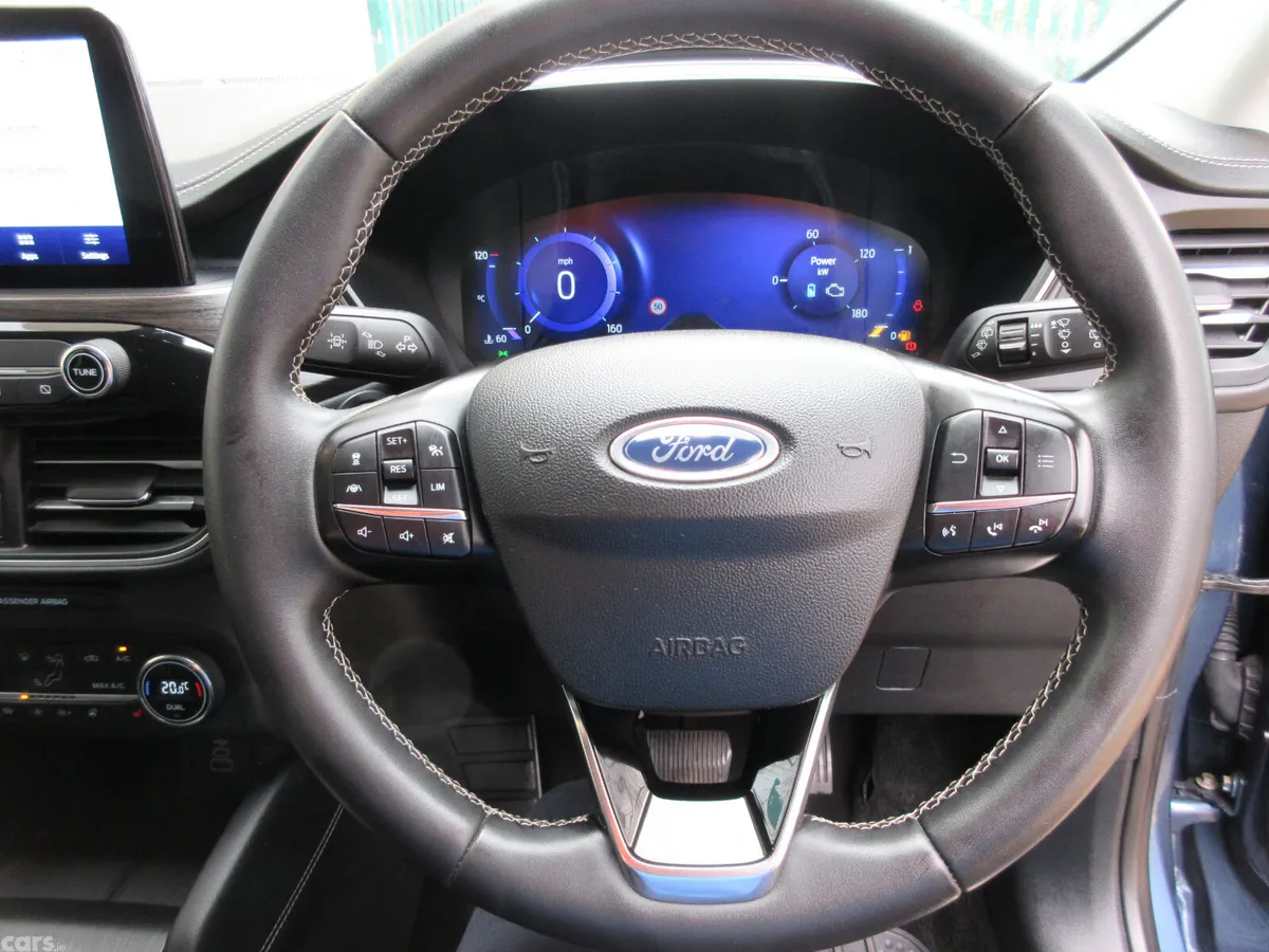 Ford Kuga SUV, Petrol Hybrid, 2022, Blue
